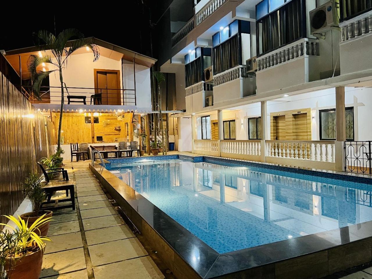 Hotel Pleasure Inn Near Turtle Beach Morjim Manage By Ld Group Of Hospitality ภายนอก รูปภาพ