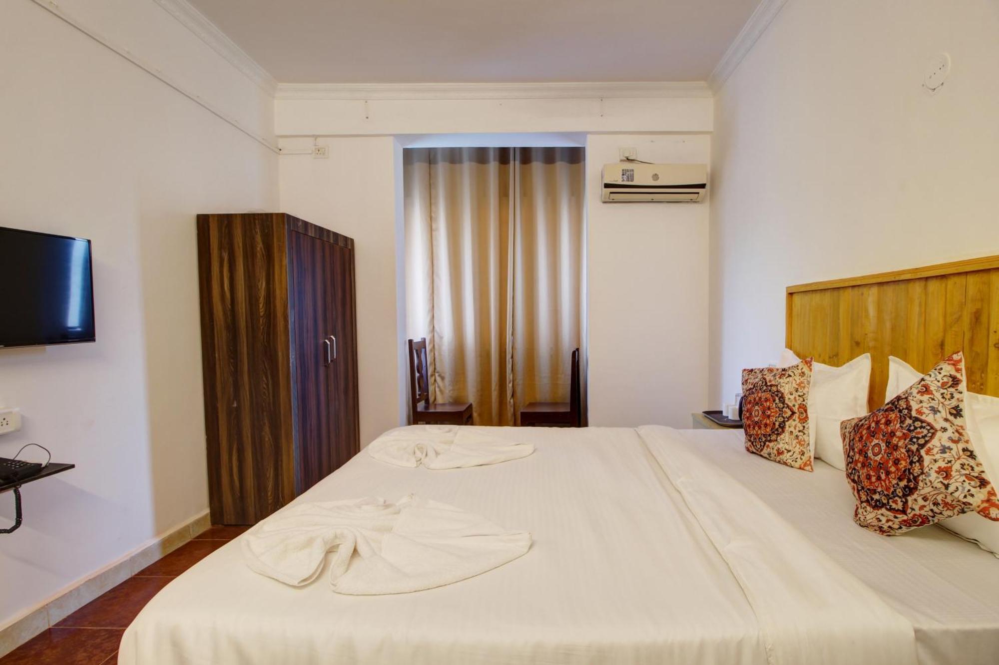 Hotel Pleasure Inn Near Turtle Beach Morjim Manage By Ld Group Of Hospitality ภายนอก รูปภาพ